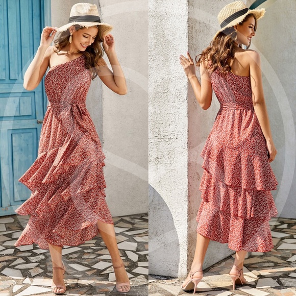 RUFFLEs detail Maxi one shoulder dress - Picture 2 of 3